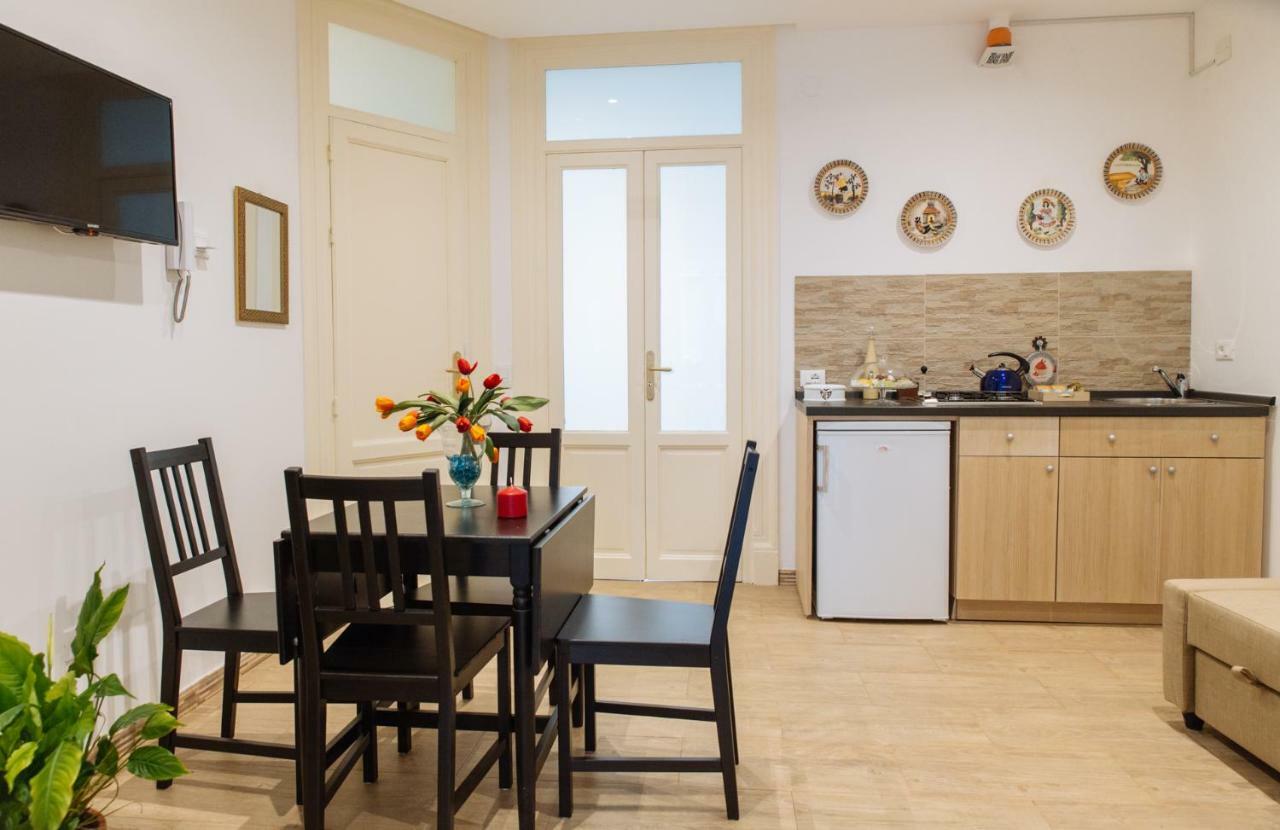Il Tempo Ritrovato - Locazione Ad Uso Turistico Apartment Palermo Exterior foto