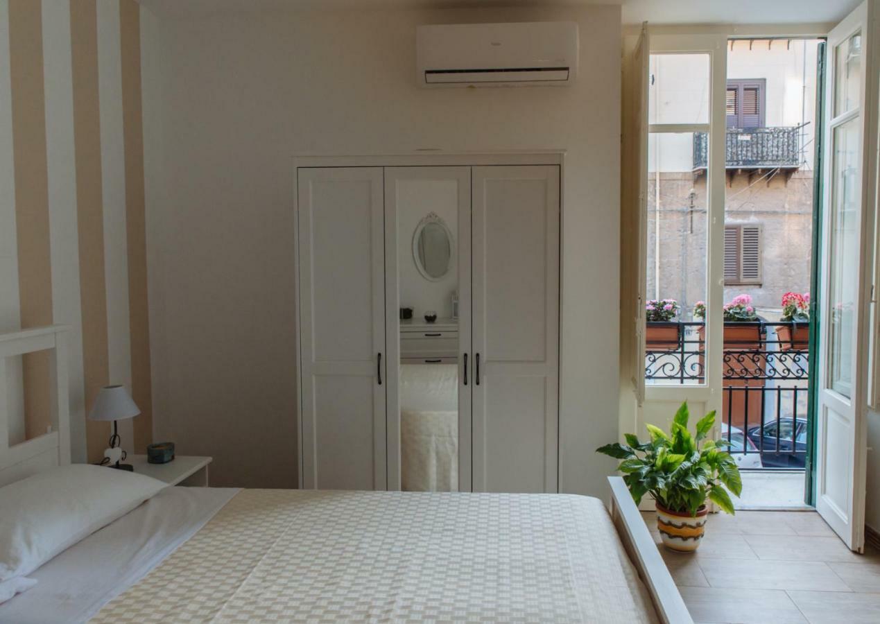 Il Tempo Ritrovato - Locazione Ad Uso Turistico Apartment Palermo Exterior foto